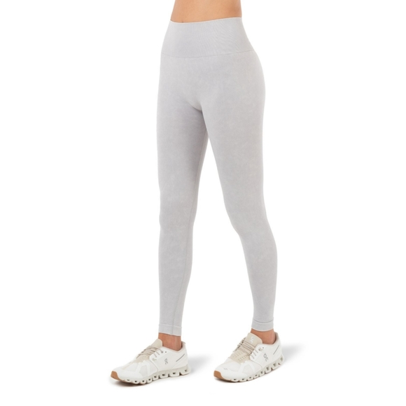 Ultra High Waste Seamless Gray Thick Soft Large Leggings by Kyodan - Picture 6 of 15